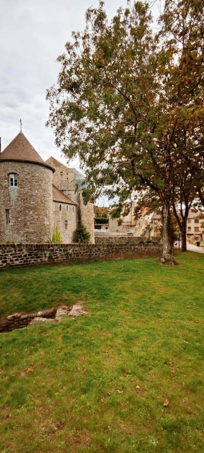 Le Godefroy De Bouillon Apartment Boulogne-sur-Mer Bagian luar foto